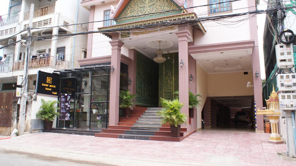 Jun Yue Hotel Пном Пен Екстериор снимка