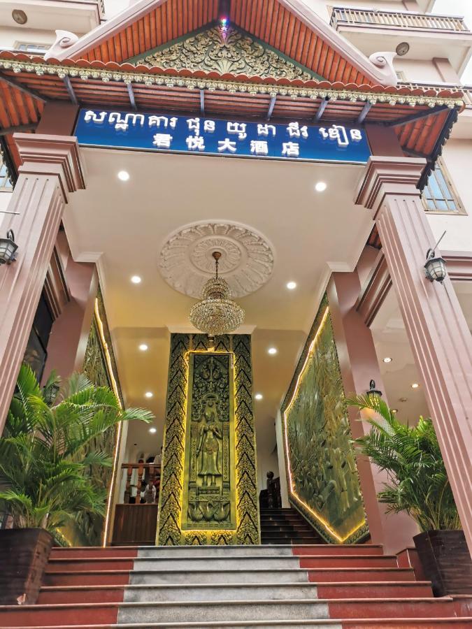 Jun Yue Hotel Пном Пен Екстериор снимка